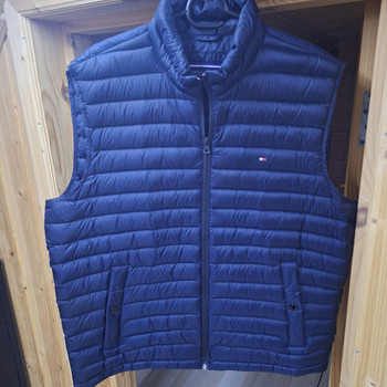 Tommy Hilfiger vest (XL) originaal