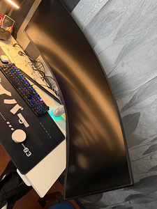 Samsung Odyssey Neo G9 (4 foto / 4)