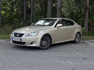Lexus IS250 170000km, reg 55€ (2 foto / 15)