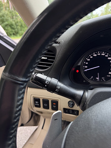 Lexus IS250 170000km, reg 55€ (13 foto / 15)