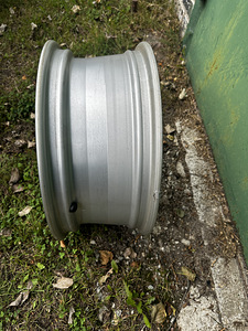 Toyota Rav 4 velg (3 foto / 4)