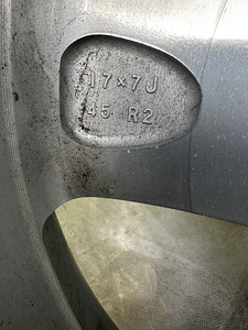 Toyota Rav 4 velg (4 foto / 4)