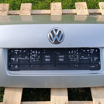 Volkswagen Passat B5.5 багажная дверь LA7W