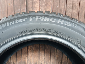 205/60/16 Hankook Winter I Pike RS2 (3 foto / 3)