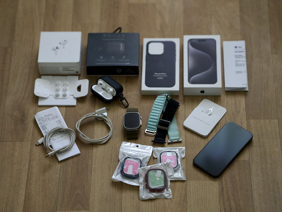 iPhone 15 Pro + Apple Watch Ultra 2 + AirPods Pro 2