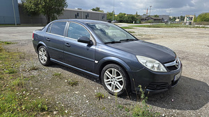 Opel Vectra (2 фото из 15)