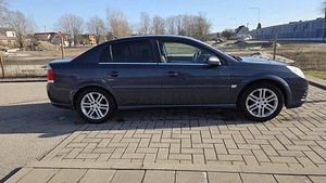 Opel Vectra (6 фото из 15)