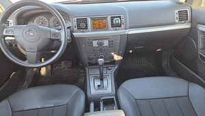 Opel Vectra (8 фото из 15)