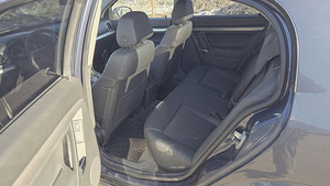 Opel Vectra (9 фото из 15)