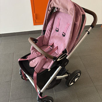 Cybex jalutuskäru (roosa)
