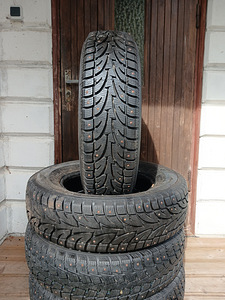 205/75/16C Kumho/RoadX (1 foto / 3)
