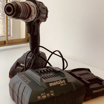 Metabo BS 18LT BL+Laadija Metabo ASC55 +2 AKU18V 4,0aH