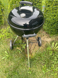Угольный гриль Weber Original Kettle (1 фото из 4)