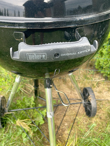 Угольный гриль Weber Original Kettle (2 фото из 4)