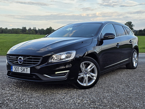 Volvo V60 Summum Twin Engine AWD 2.4 D6 162 кВт