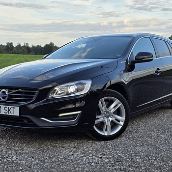 Volvo V60 Summum Twin Engine AWD 2.4 D6 162 кВт