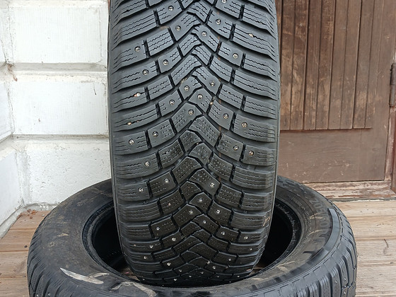 205/60/16 Continental Ice Contact 3