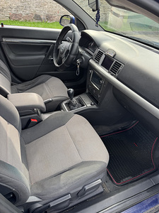 Opel vecta 1.9 110kw (5 foto / 8)