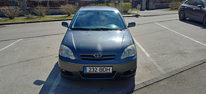 Toyota Corolla 2005 (2 фото из 7)