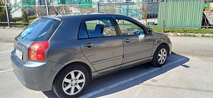 Toyota Corolla 2005 (3 фото из 7)