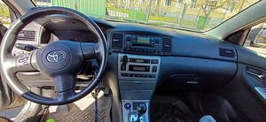 Toyota Corolla 2005 (7 фото из 7)