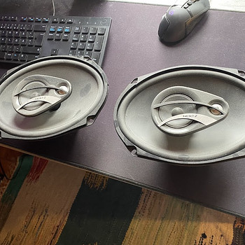 Колонки Hertz DCX 690.3