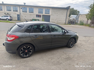 Citroen C4 (4 фото из 7)