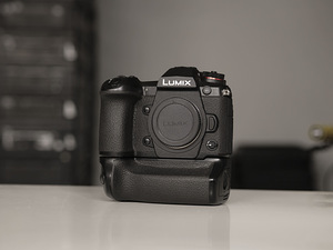 Panasonic Lumix G9 komplekt (2 foto / 3)