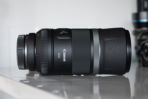 Canon RF 600mm f/11 IS STM (1 фото из 3)