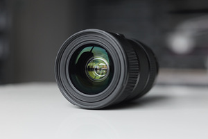 Sigma 18-35mm f/1.8 DC HSM ART - Canon EF-S (3 фото из 3)
