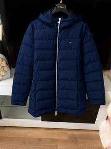 Tommy hilfiger (1 фото из 3)