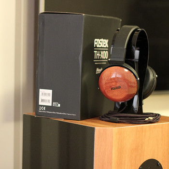 Fostex TH-X00