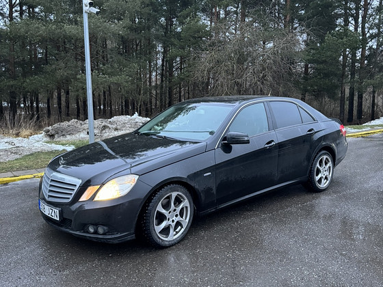 Mercedes Benz E200
