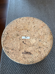 Приставной столик Vitra Cork, модель E (5 фото из 5)