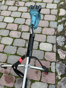 Akutrimmer Makita (5 foto / 6)
