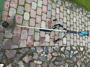 Akutrimmer Makita (6 foto / 6)