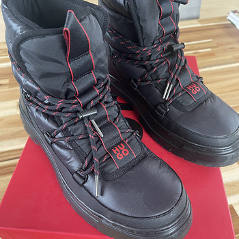 Hugo Winter boots 42.