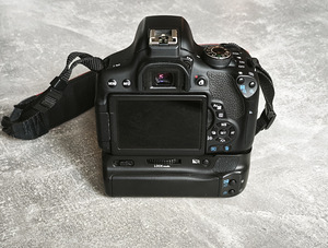 Canon Eos 750d (3 фото из 4)