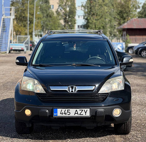 HONDA CR-V (3 фото из 8)