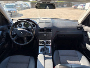 MERCEDES-BENZ C 220 CDI (6 фото из 8)