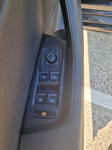 Vw Passat R-Line 2.0 110kw (9 фото из 10)