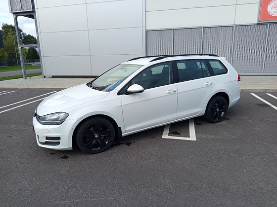 WV Golf VII 1.6 TDI автомат