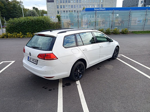 WV Golf VII 1.6 TDI автомат (7 фото из 9)