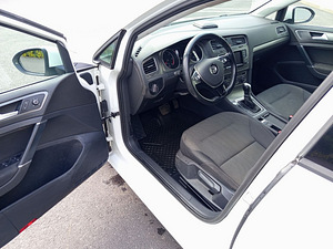 WV Golf VII 1.6 TDI автомат (9 фото из 9)