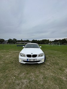 BMW 120 D регистрационный налог оплачен . (1 фото из 8)