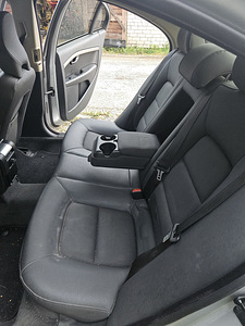 Volvo S80 2008 poolnahkistmed (3 foto / 3)