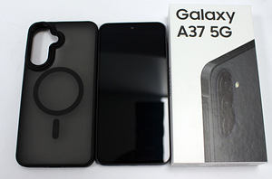 Mobiiltelefon Samsung Galaxy A37 128GB 5G 6.7" 120Hz (2 foto / 3)