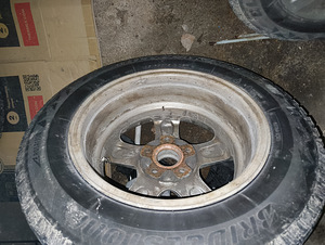 Диски 5x112 с шинами для VW Passat (5 фото из 9)