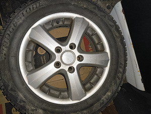 Диски 5x112 с шинами для VW Passat (8 фото из 9)