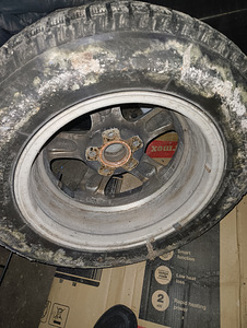 Диски 5x112 с шинами для VW Passat (9 фото из 9)